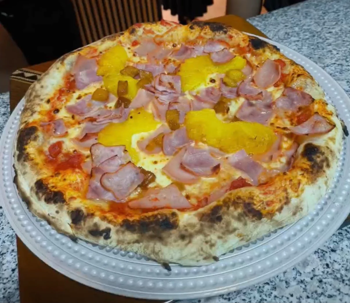 Pizza Hawaiana de Nicetto